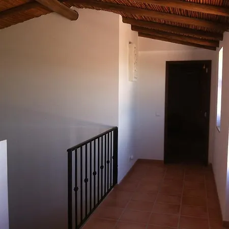 Casa Dos Medronheiros - Jose Filipe 乡村民宿 *